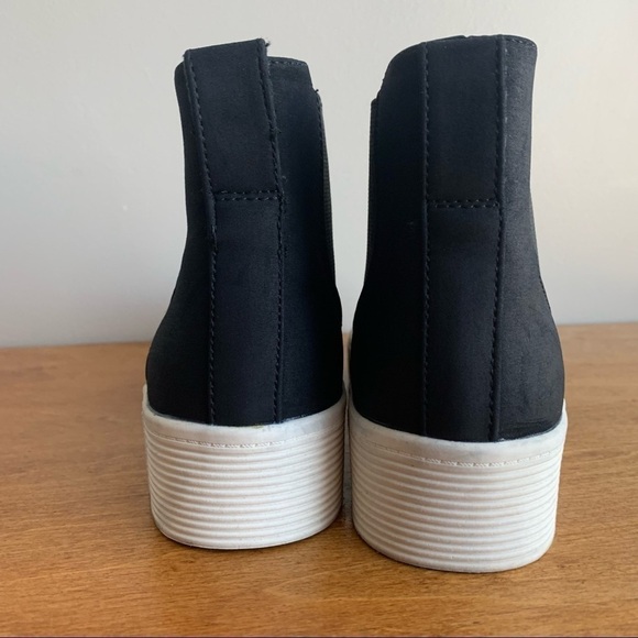 Susina Black Platform Chelsea Ankle Sneaker Boot Slip On Pull On - Picture 6 of 15